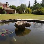 Les Nefliers D'hotes Bed & Breakfast Céreste