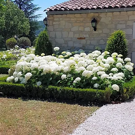 Bed & Breakfast Les Nefliers D'hotes 4*
